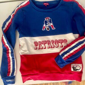 Mitchell & Ness Patriots Throwback Sweatshirt
